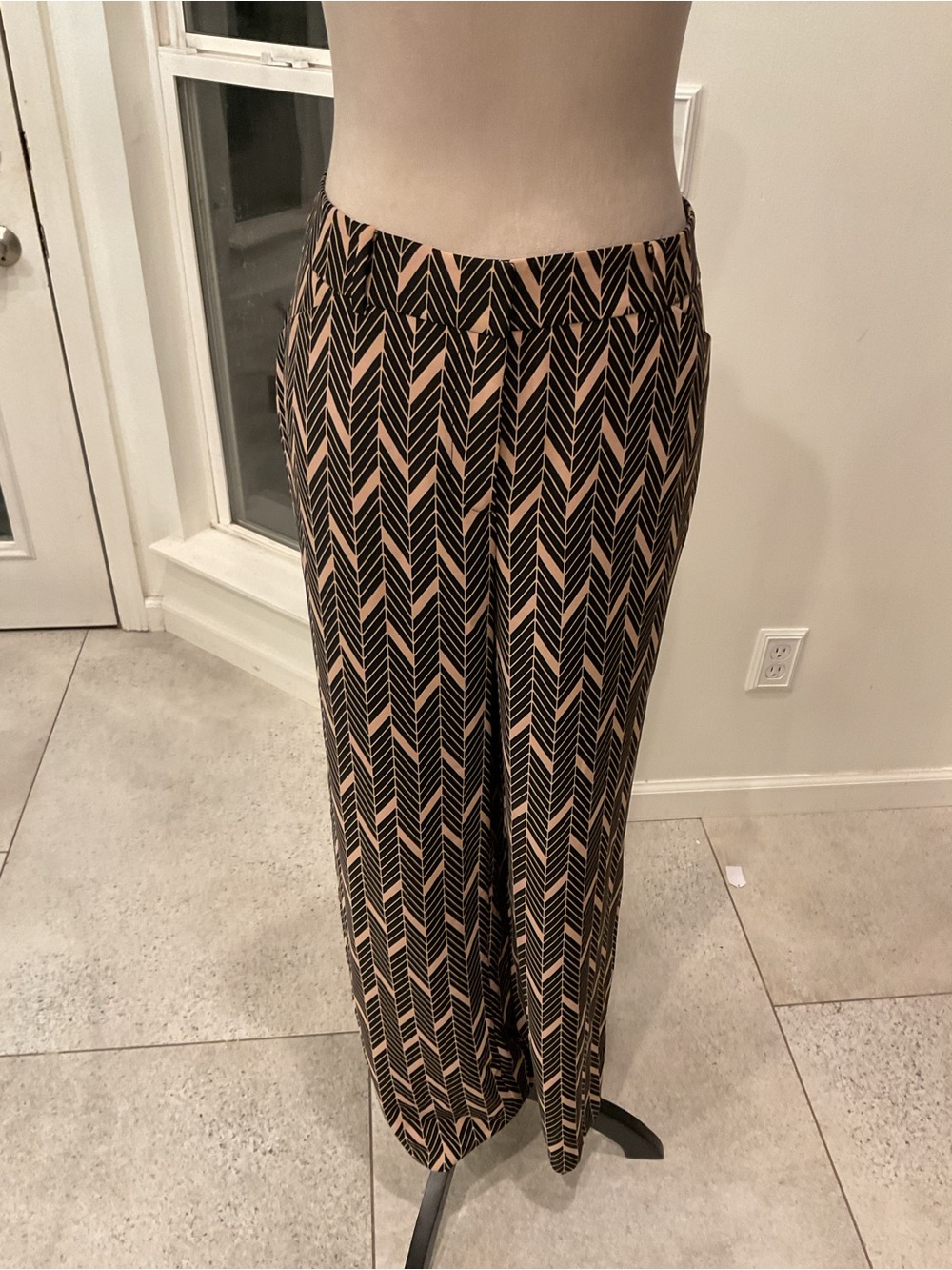 Chico's Black & Tan Wide-Leg Trousers